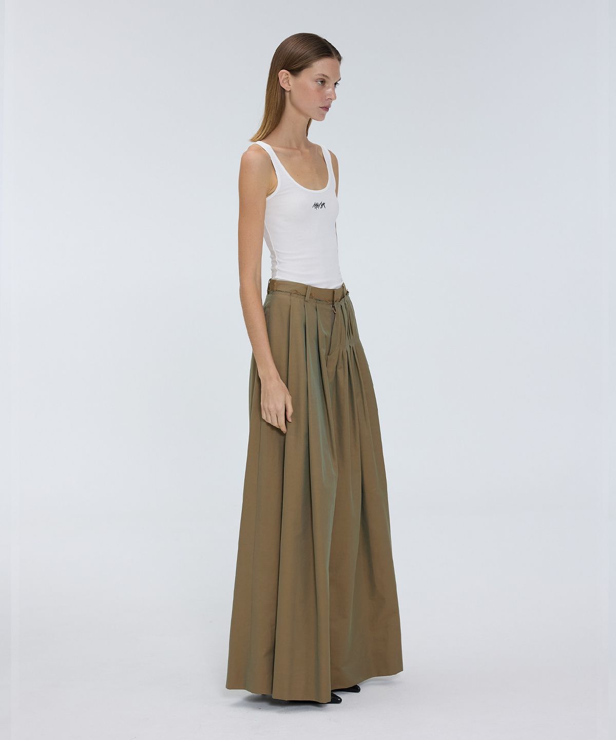 므아므(MMAM) Wide pin tuck pants