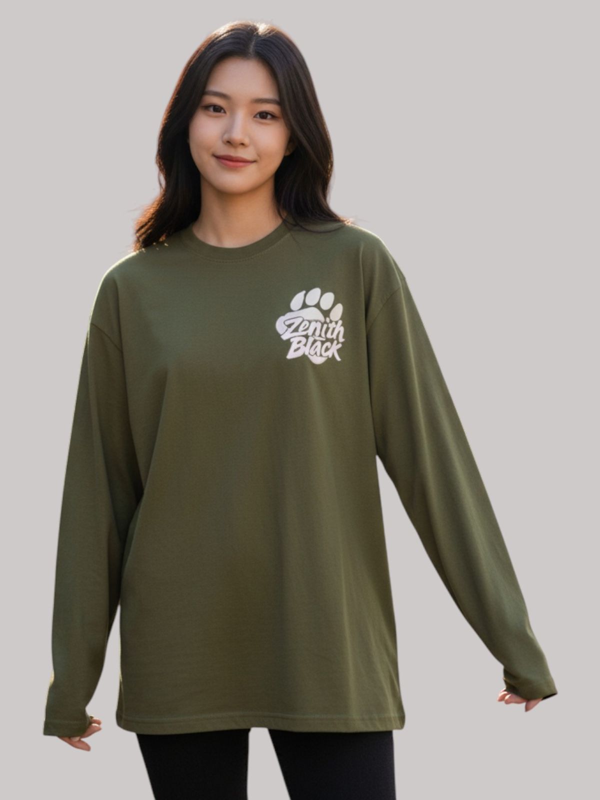 지블랙(ZBLACK) 베어풋그래피티  롱슬리브(KHAKI-WHITE PRINT)