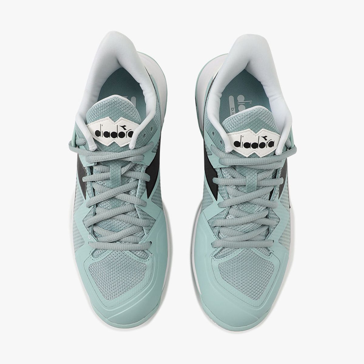 디아도라(diadora) 비아이콘 2 AG 우먼 BLUE