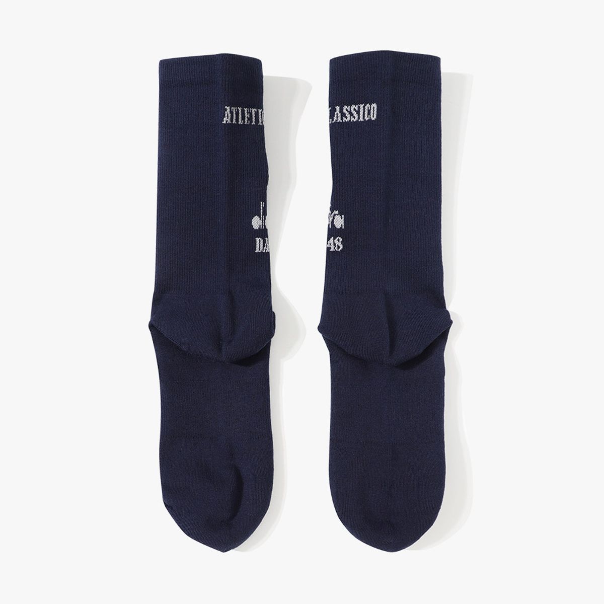 디아도라(diadora) 그래픽 와펜 크루 삭스 NAVY