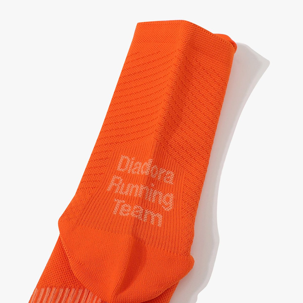 디아도라(diadora) 러닝 컴프레션 삭스 ORANGE