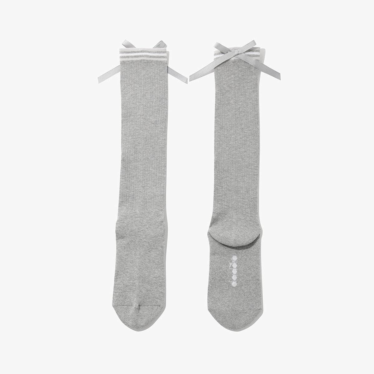 디아도라(diadora) 리본 니삭스 GREY