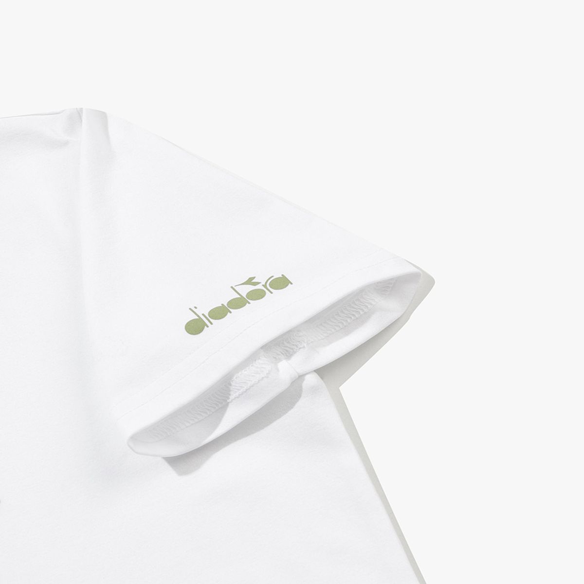 디아도라(diadora) 에어텍스 블루밍 반팔 티셔츠 우먼 OFF WHITE