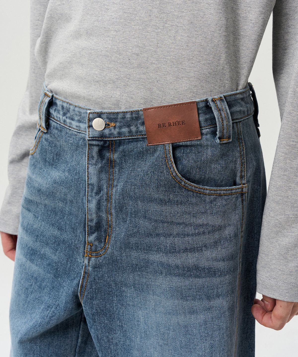 리이 맨(RERHEE MEN) DESTROYED HEM WIDE LEG JEAN WASHED BLUE