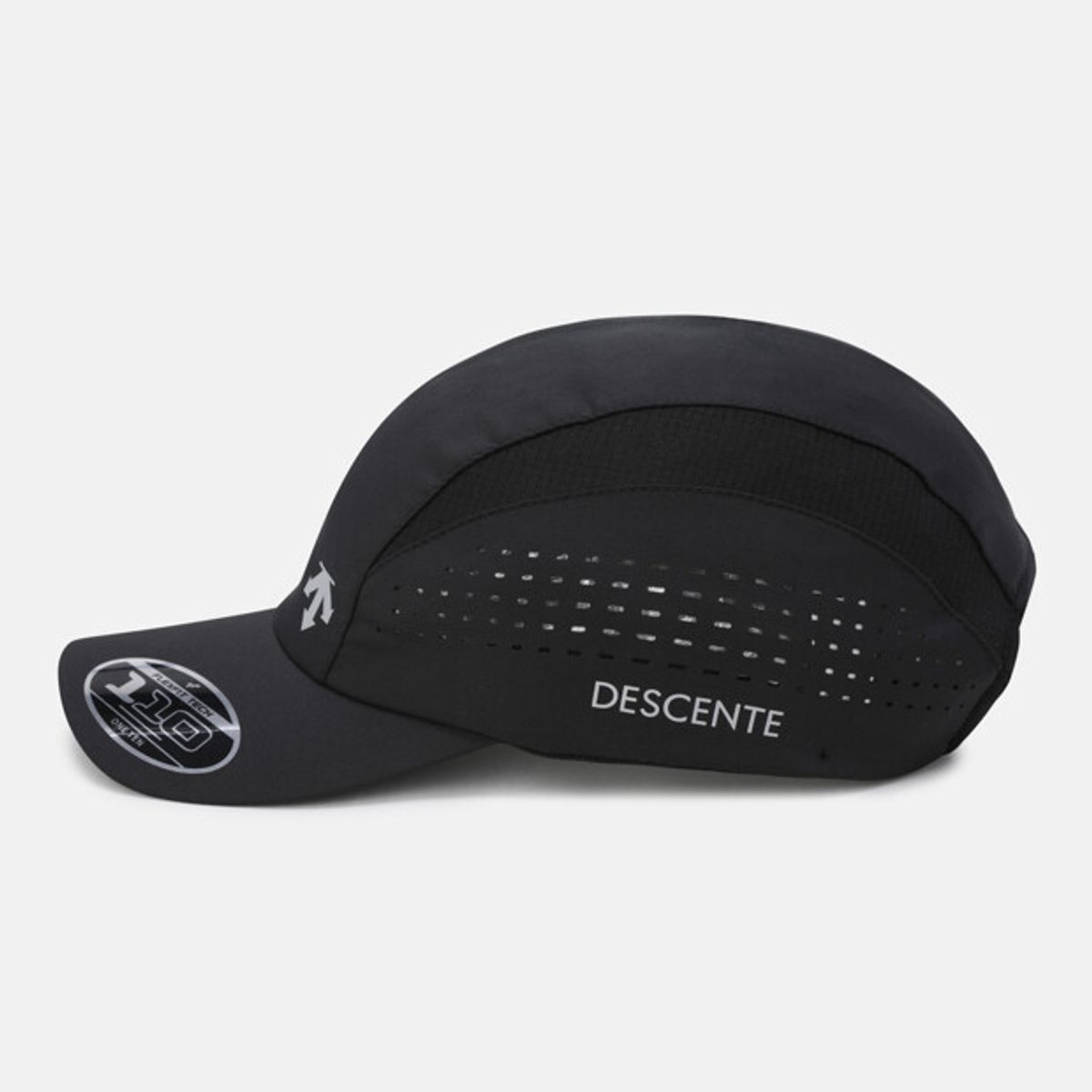 데상트(DESCENTE) 러닝 타공 볼캡 블랙 SR123RCP12