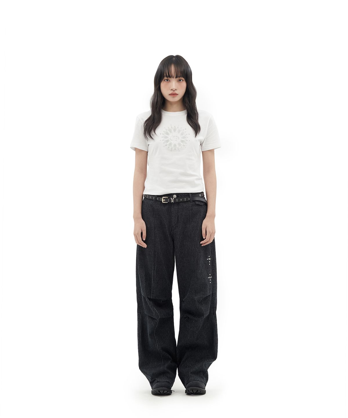 데프가먼츠(DEFGARMENTS) STUD PARACHUTE PANTS [STRIPE BLACK DENIM]