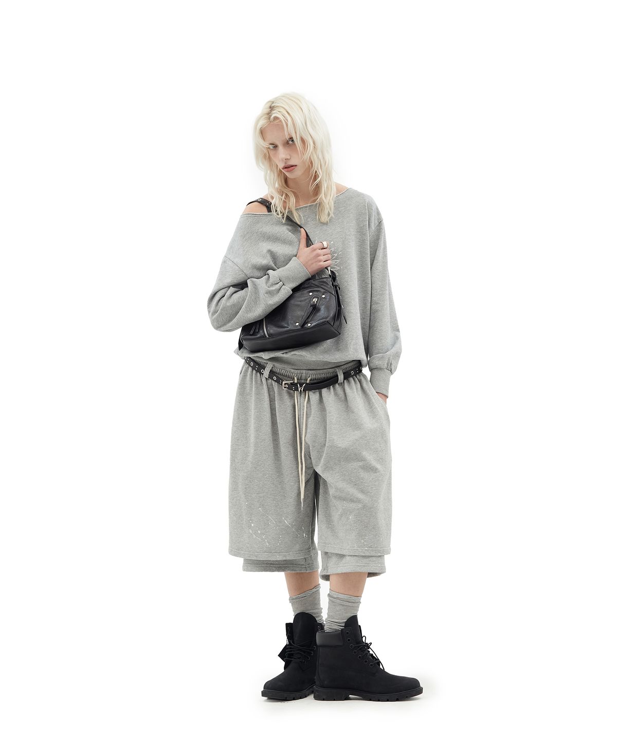 데프가먼츠(DEFGARMENTS) EYELET SHOULDER BAG [BLACK]