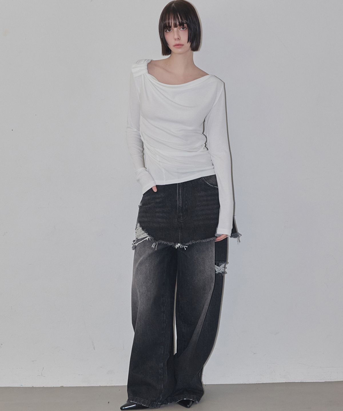 렌세(RENSE) Side Shirring Draped Tee Ivory