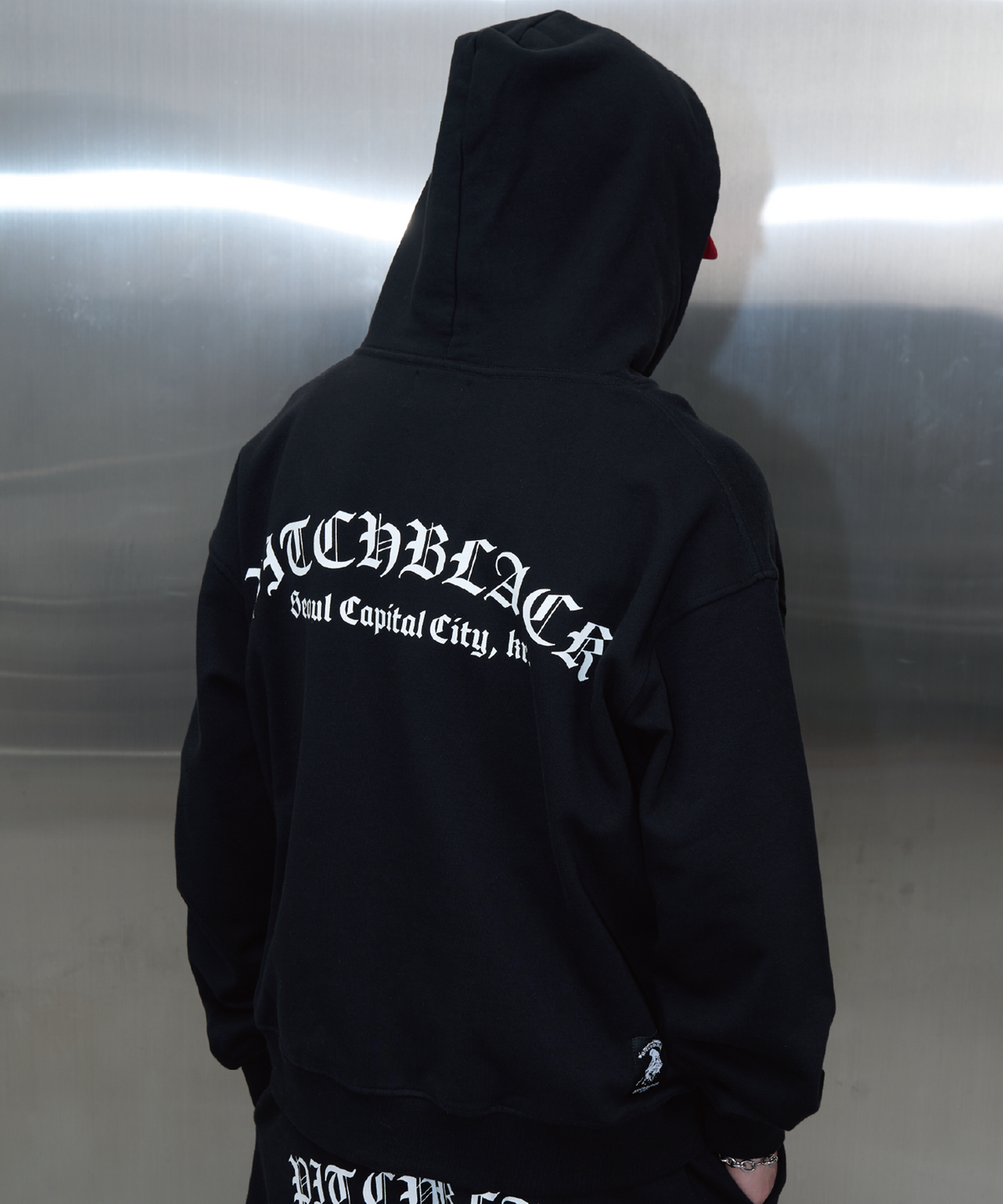 피치블랙(PITCHBLACK) LOGO PRINTING HOOD ZIP UP (BLACK)