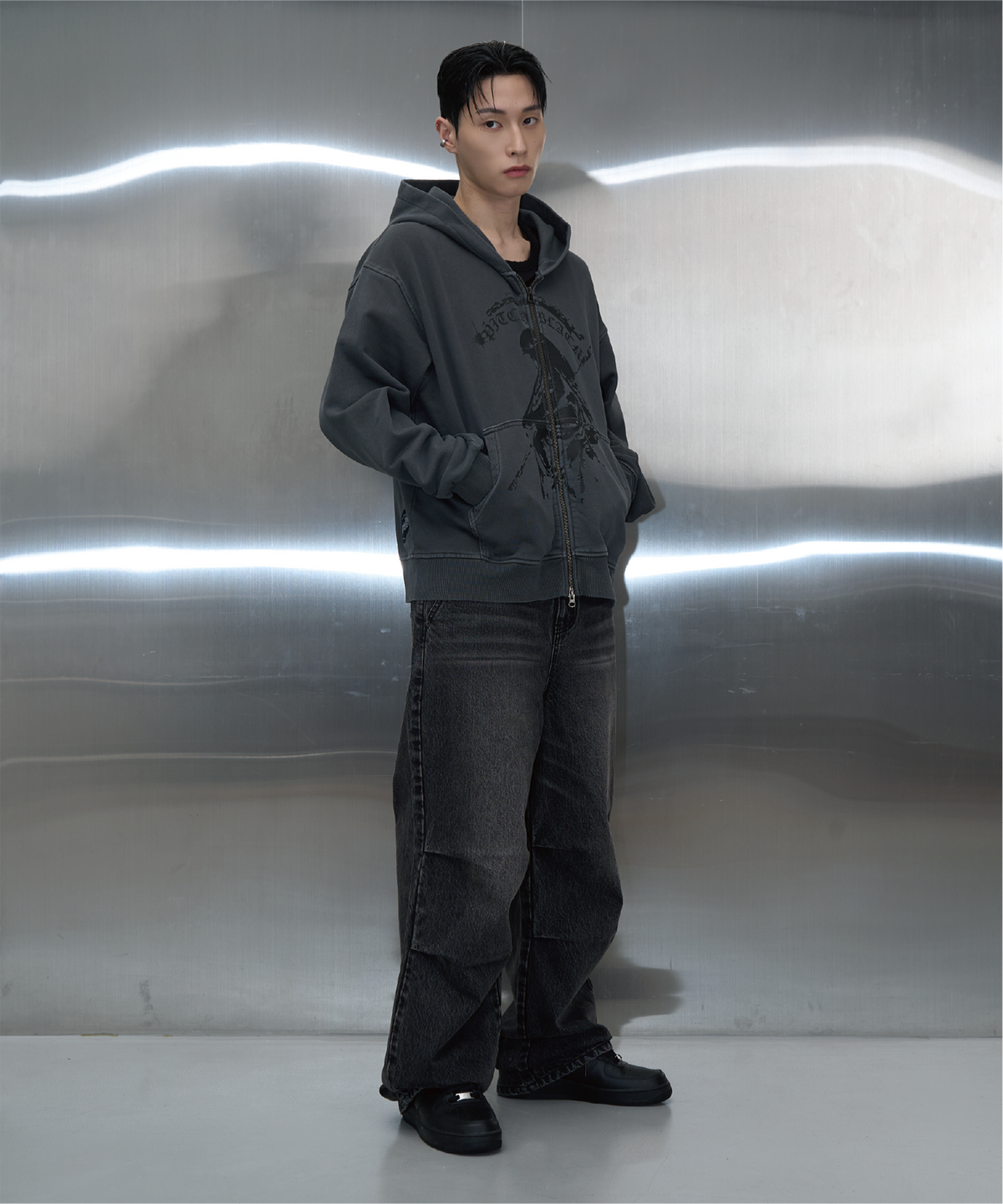 피치블랙(PITCHBLACK) VINTAGE PIGMENT PRINTING HOOD ZIP UP (CHARCOAL)