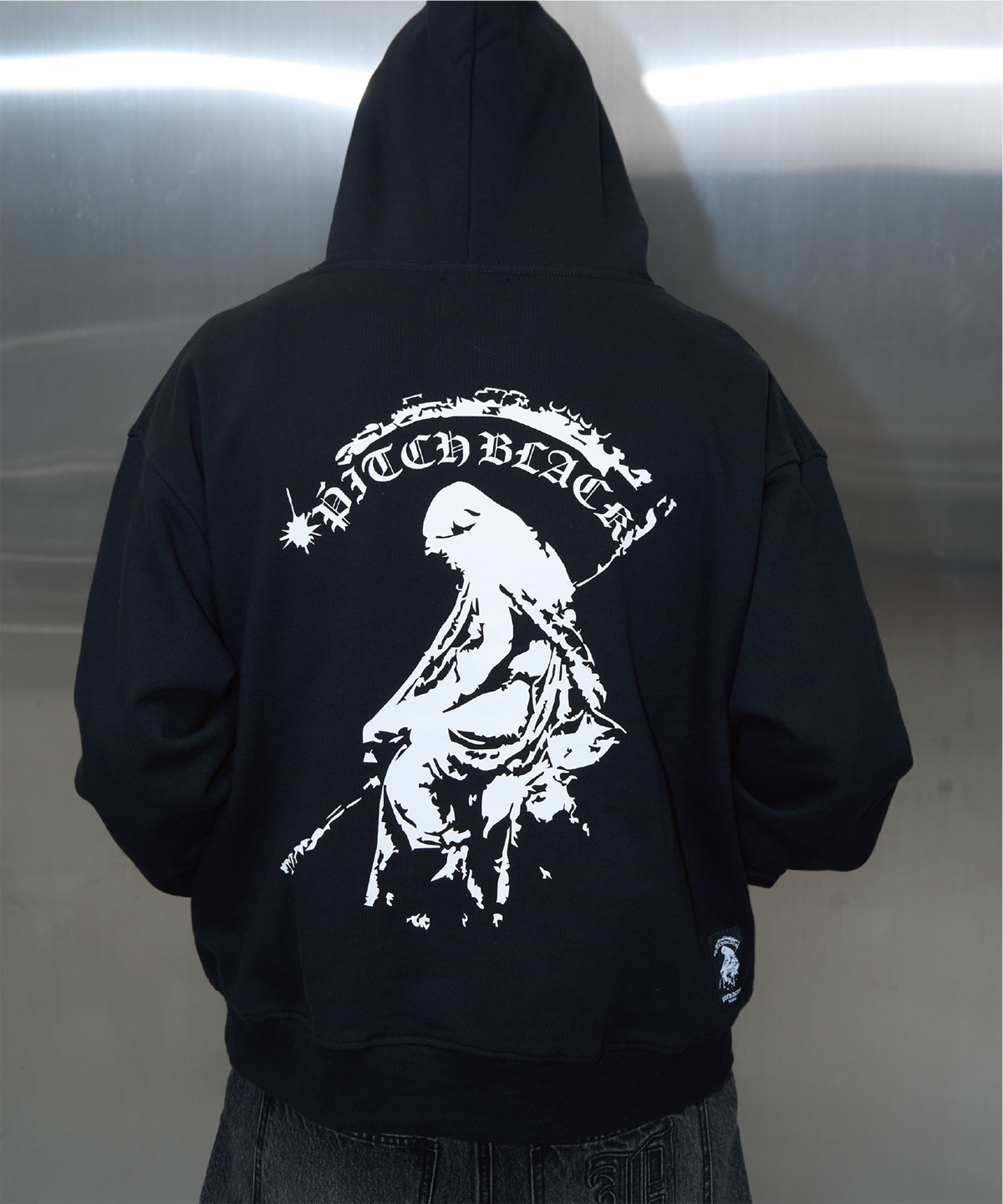 피치블랙(PITCHBLACK) BACK PRINTING LOGO HOODIE (BLACK)