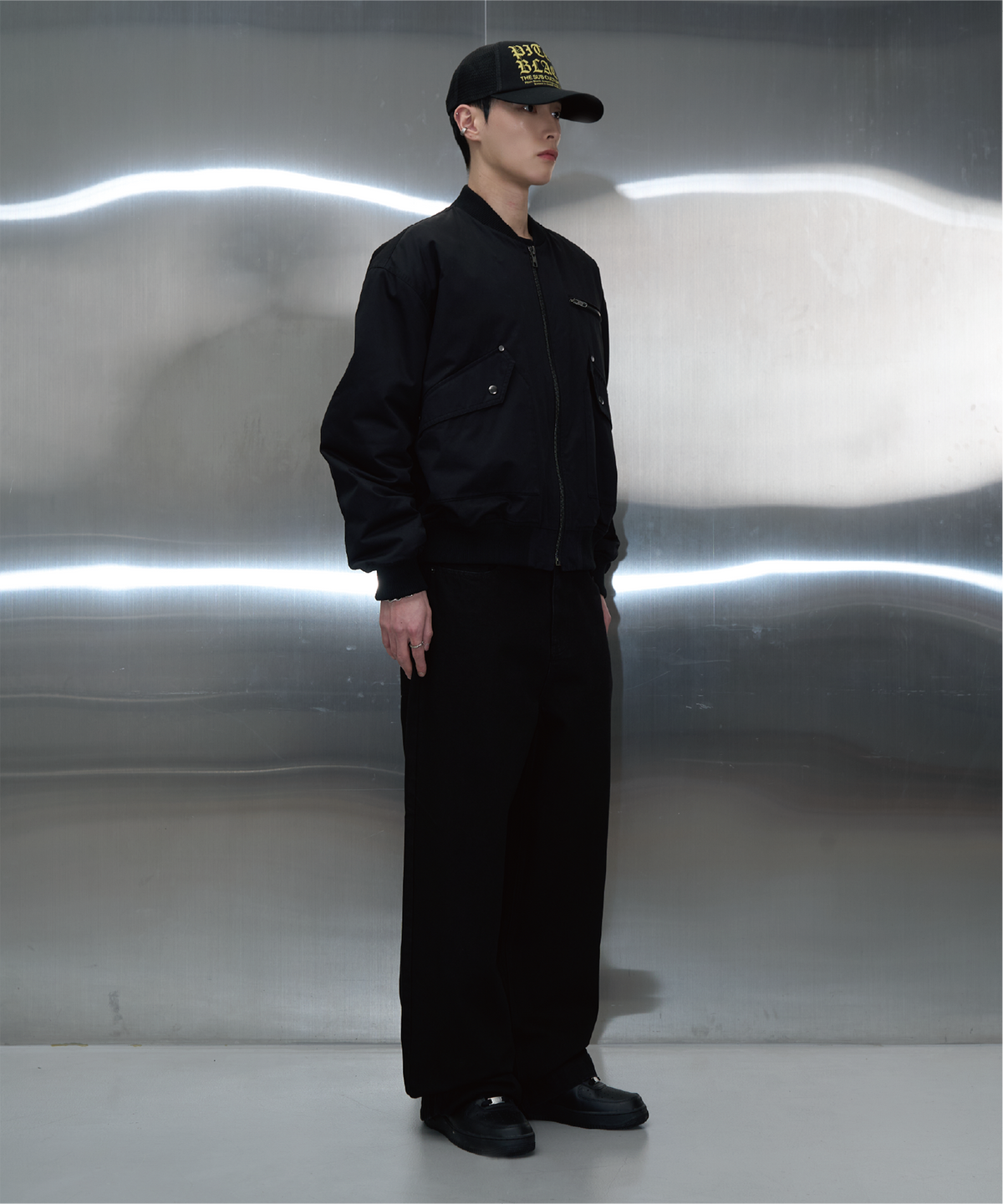 피치블랙(PITCHBLACK) UTILITY POCKET LOGO FLIGHT JARCKET (BLACK)
