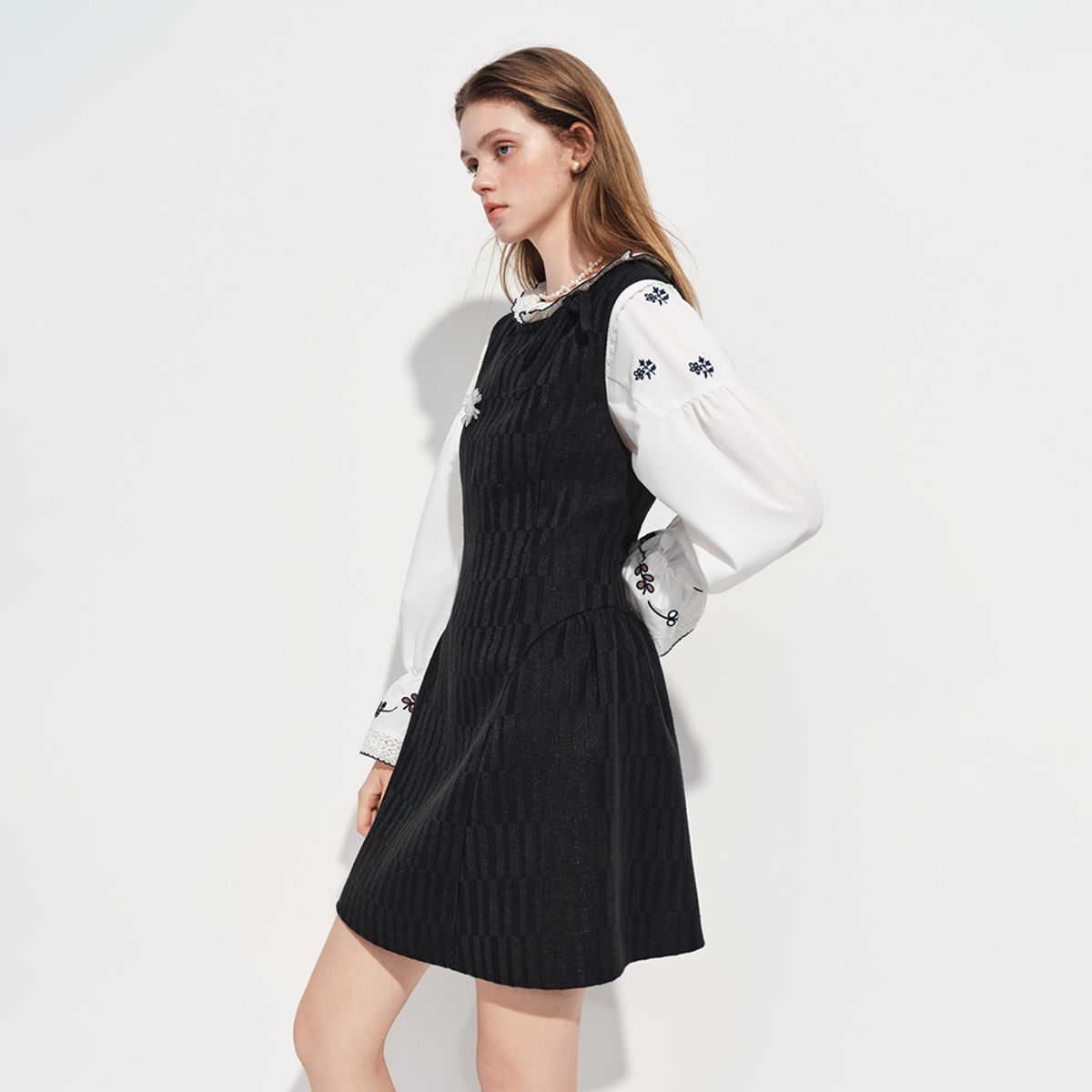 웬스데이딜라잇(WEDNESDAY DELIGHT) WD_String ribbon sleeveless dress