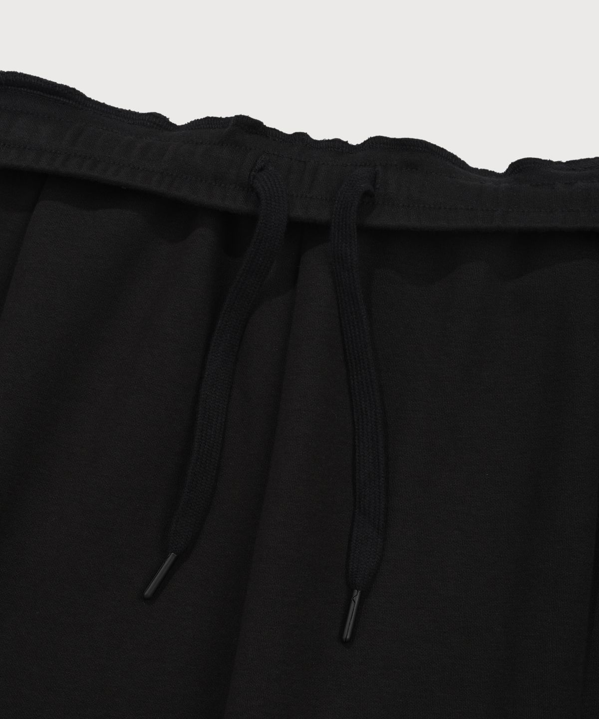 커버낫(COVERNAT) C 로고 세미와이드 스웻 팬츠 블랙