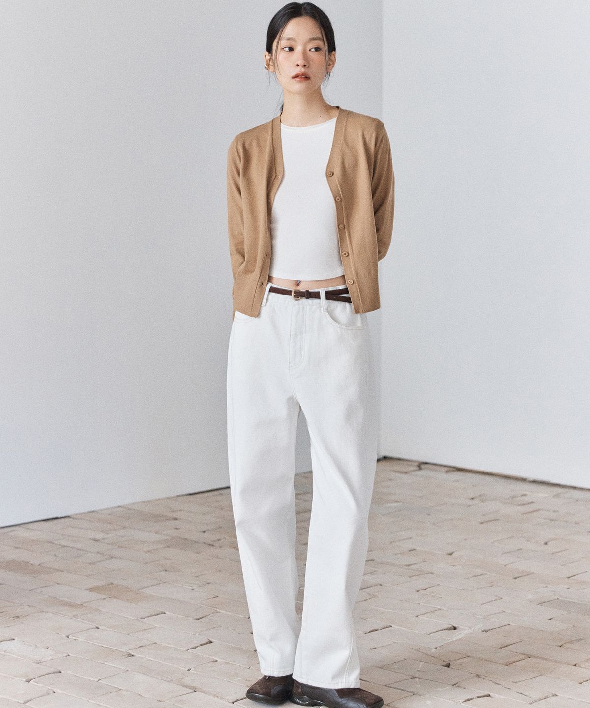 미쏘(MIXXO) 레이온 R넥 소프트 긴팔 티셔츠_MIWLWG90QA