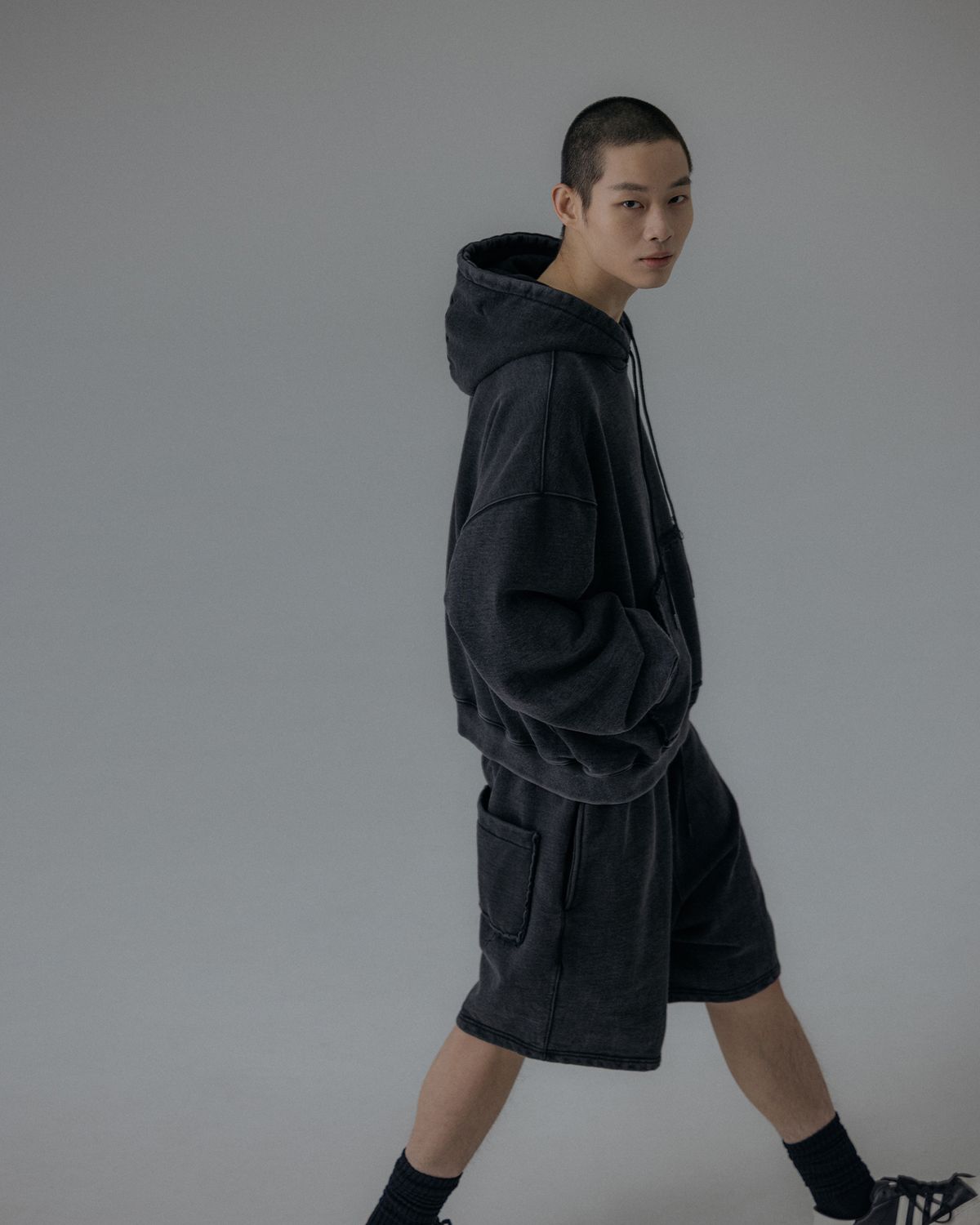 앵글런(ANGLAN) Heavyweight Washed Hoodie - Black