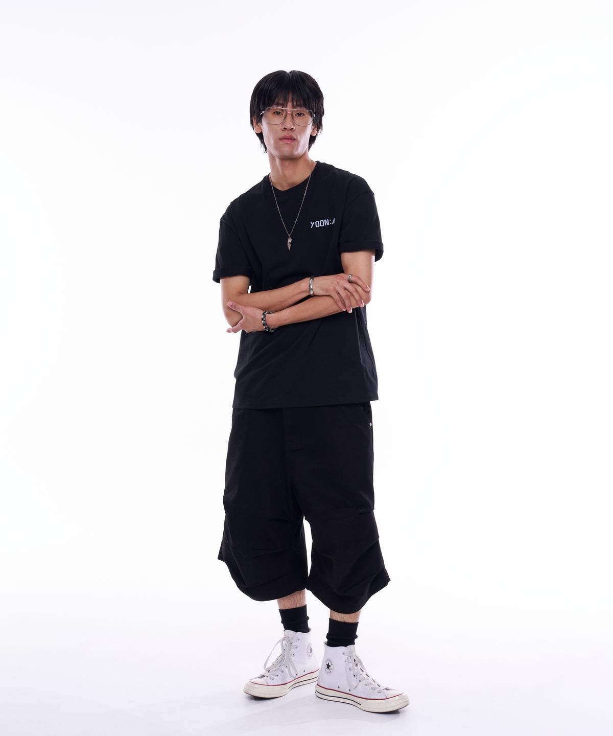 윤 애(YOON AE) 3 Pleats Bermuda Pants
