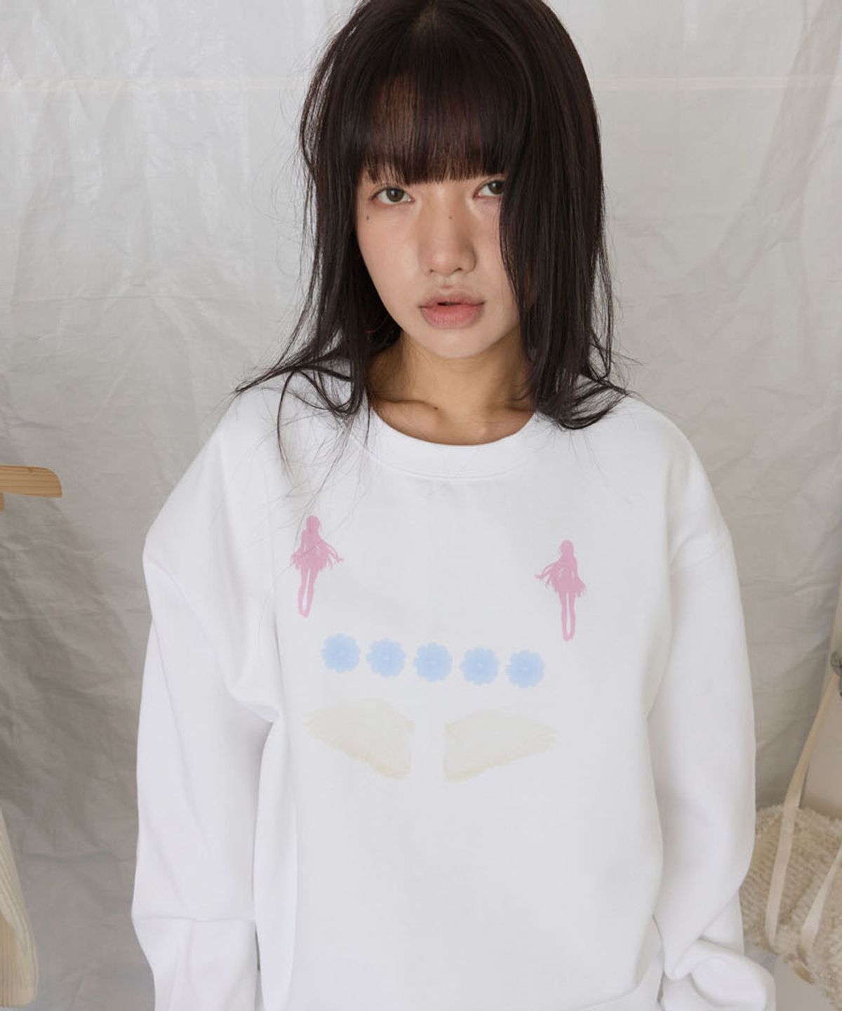 영마일웨어(0MILEWEAR) 언리얼 엔젤 스웨트셔츠 (white)