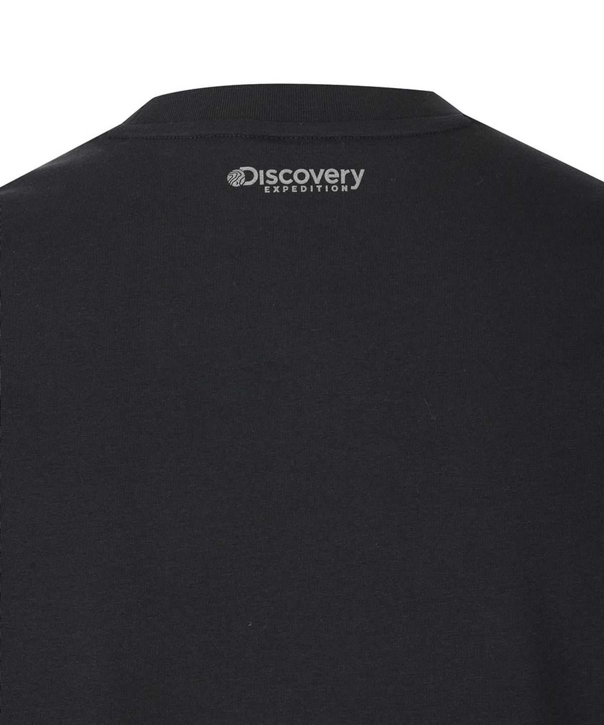 디스커버리 익스페디션(DISCOVERY EXPEDITION) 유니 프레시벤트 세미오버핏 스몰로고 반팔티셔츠 (BLACK)