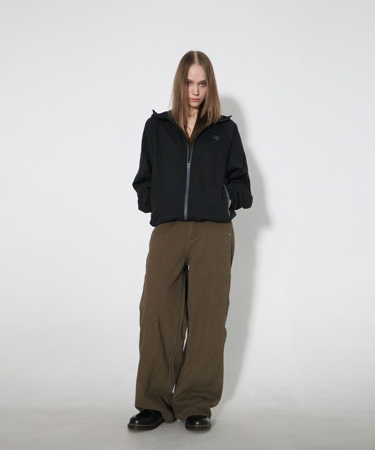 칙스(CHICKS) 데일리 윈드브레이커 블랙