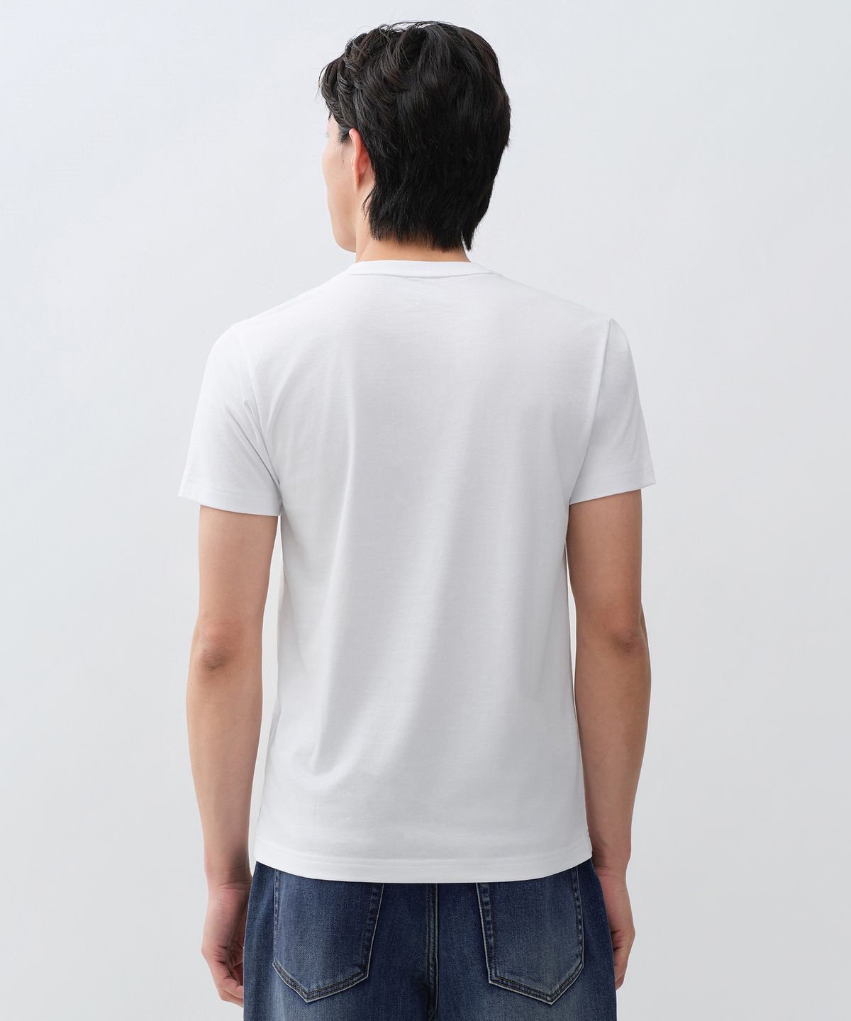 무신사 스탠다드(MUSINSA STANDARD) [쿨탠다드] 슬림 크루 넥 티셔츠 [화이트]