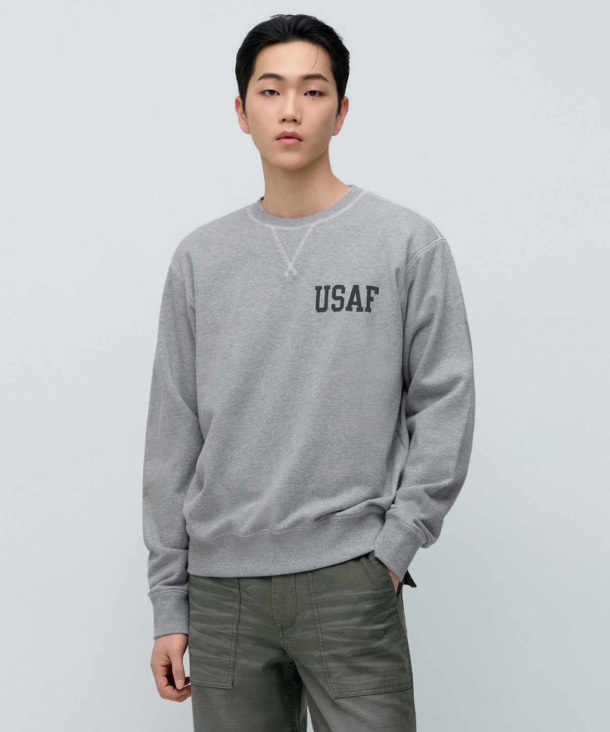 무신사 스탠다드(MUSINSA STANDARD) USAF 스웨트 셔츠 [미디엄 그레이]
