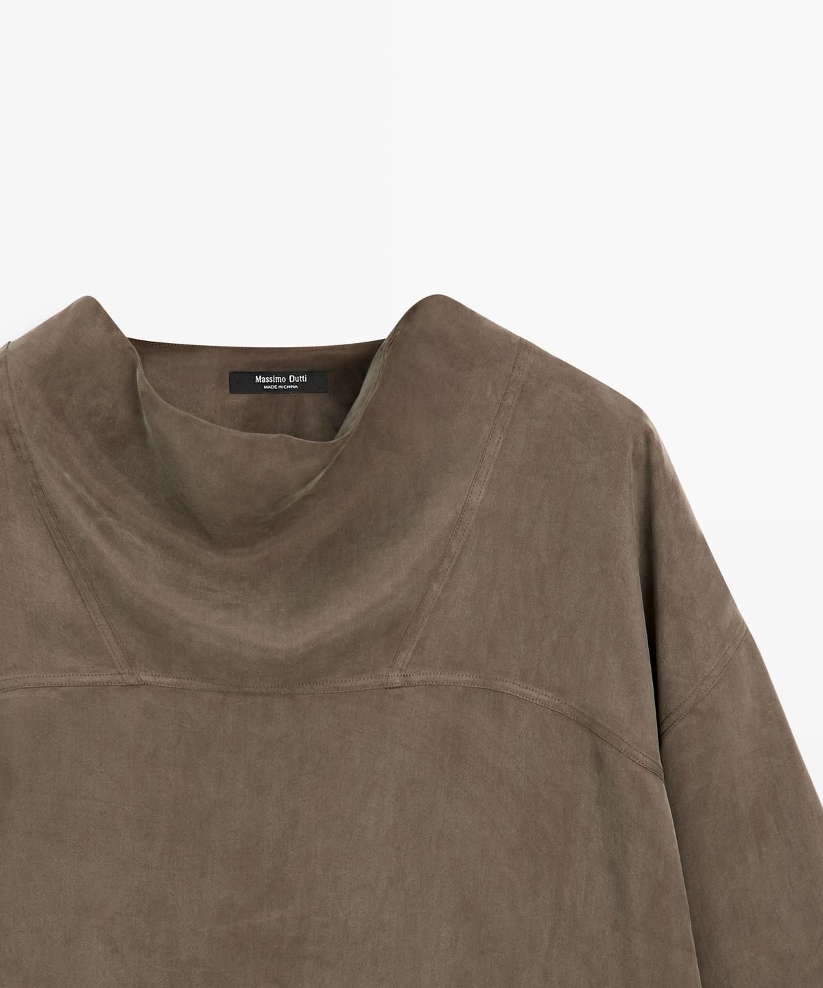 마시모두띠(MASSIMO DUTTI) 드레이프 디테일 플루이드 셔츠
