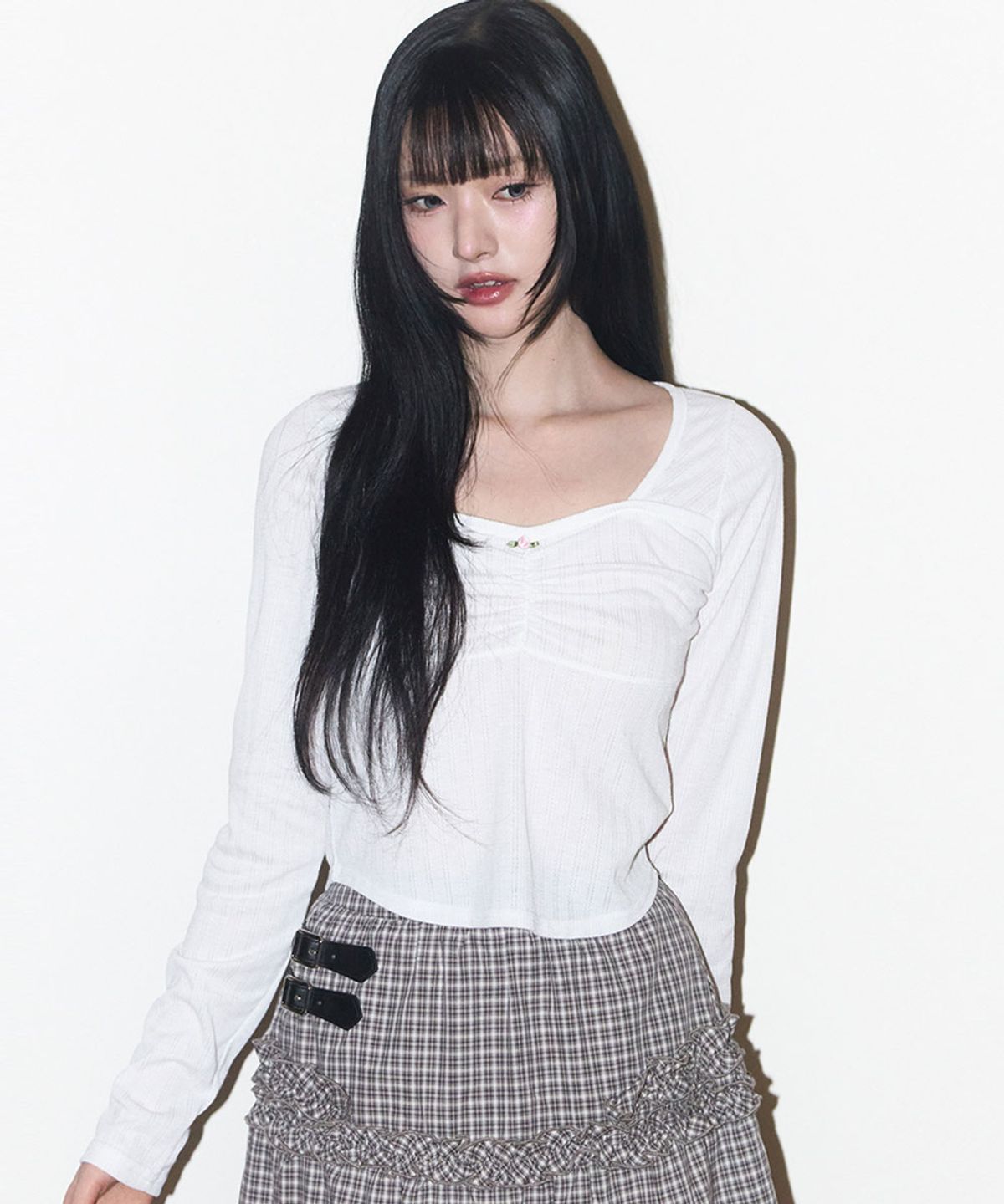 일리고(ILLIGO) 로즈 셔링 롱슬리브 화이트
