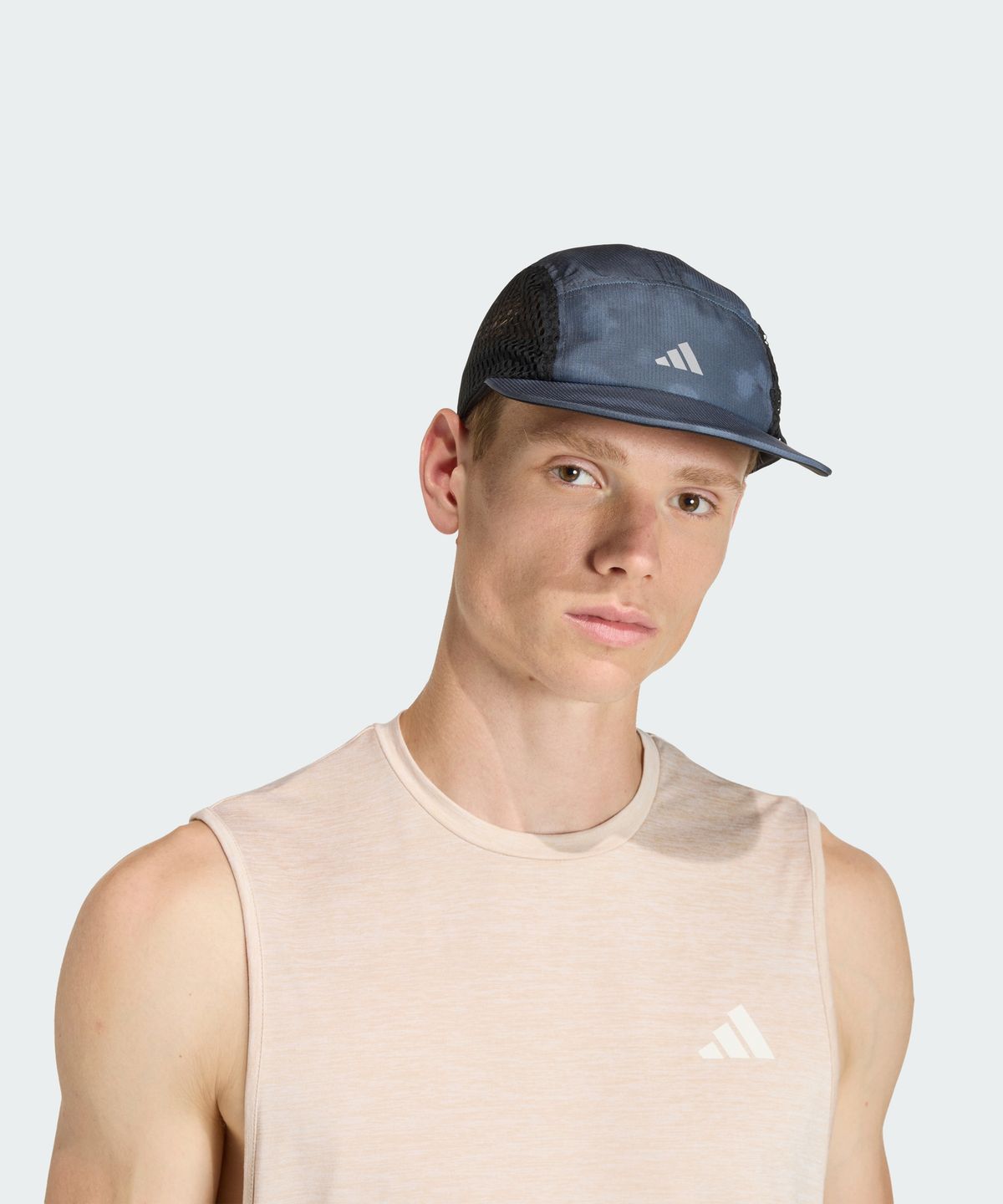 아디다스(ADIDAS) 러닝 그래픽 캡 KD7004