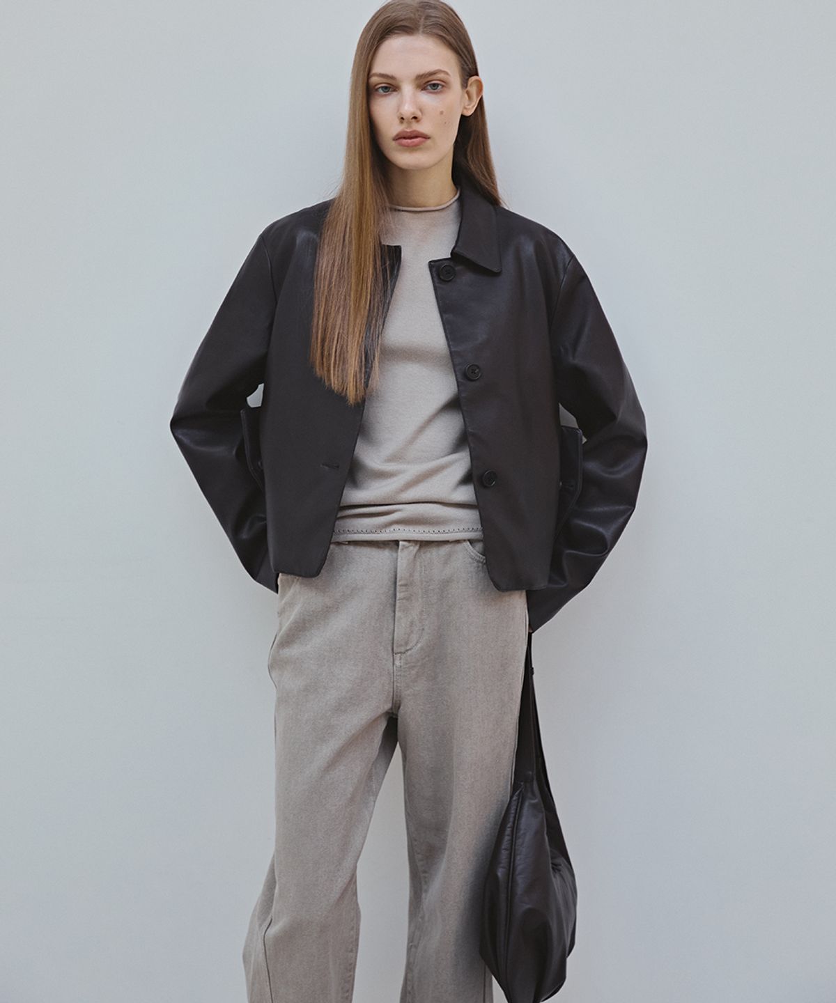 러프사이드 화이트라벨(ROUGH SIDE WHITE LABEL) Twist Denim Pants Greige