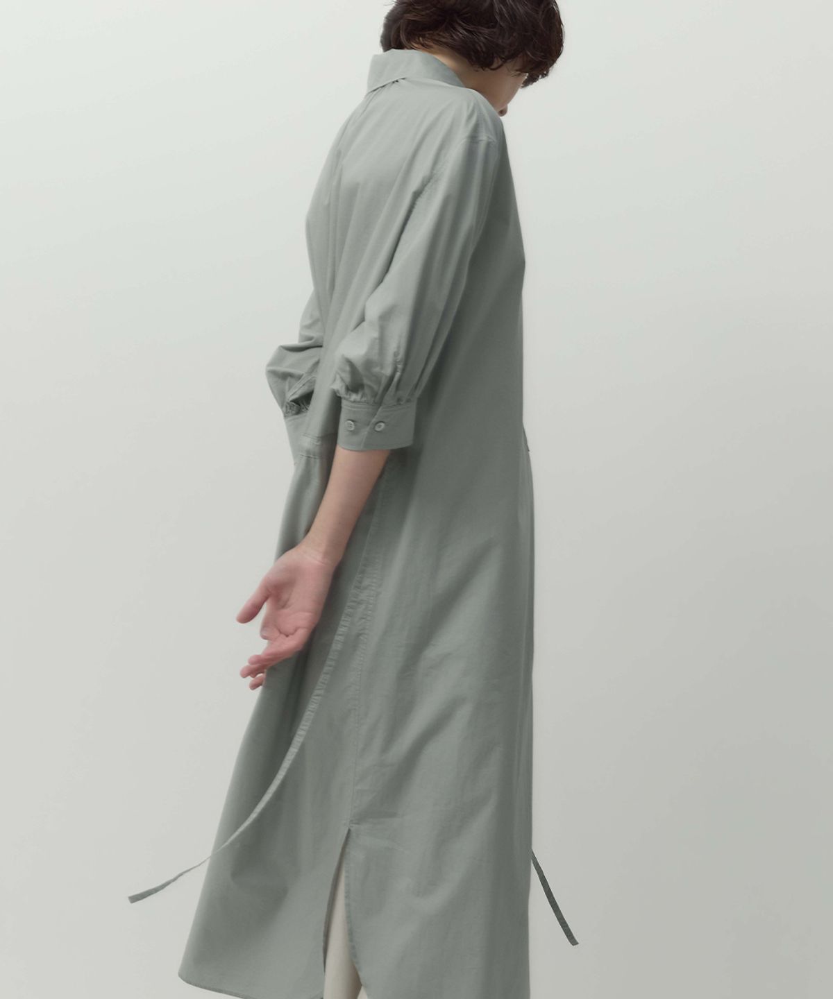 러프사이드 화이트라벨(ROUGH SIDE WHITE LABEL) Natural Half Shirt Dress Dusty Blue
