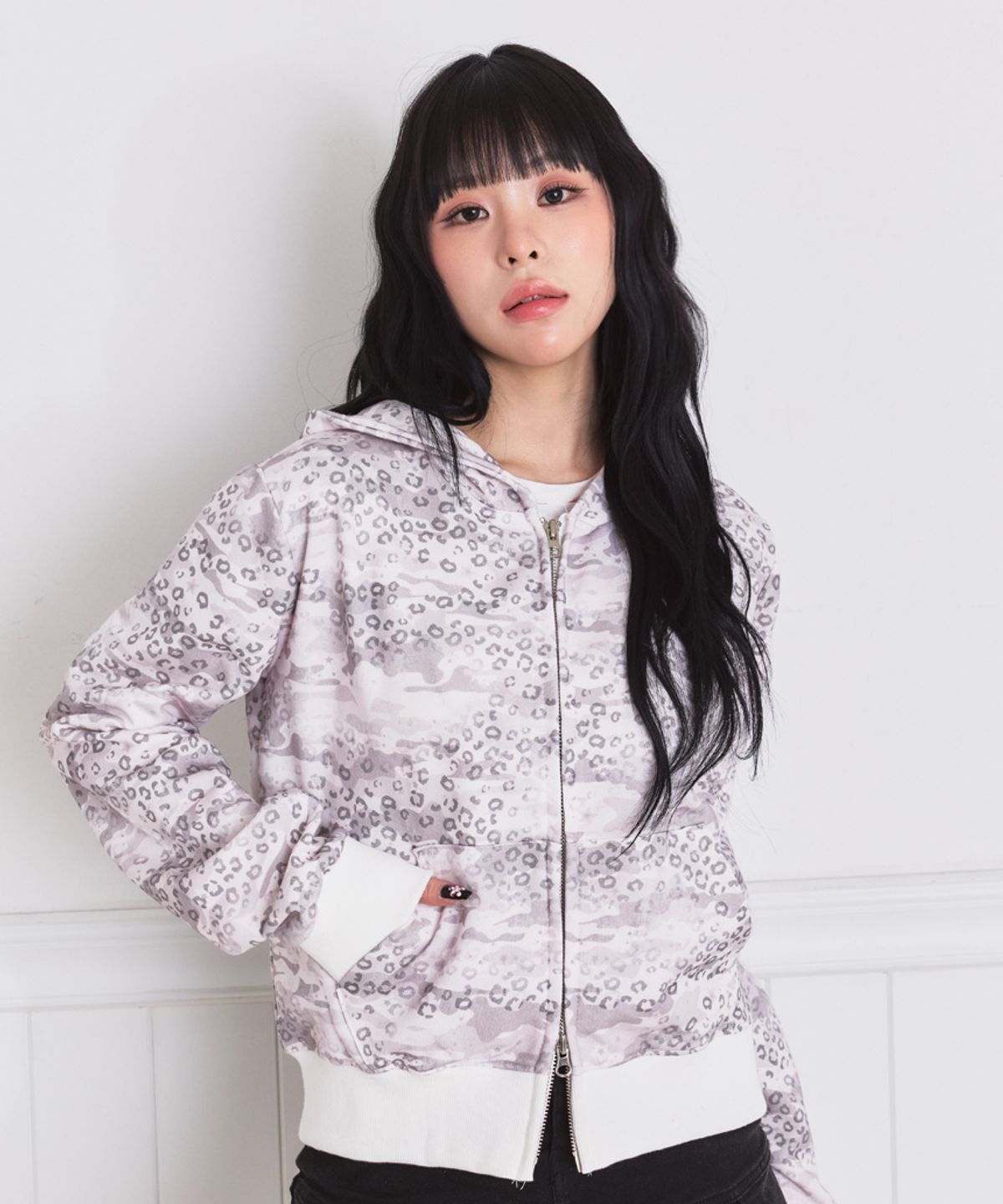이스케이프프롬(ESCAPEFROM) 호피 카모 풀프린트 스탠다드핏 후드집업 [2color]