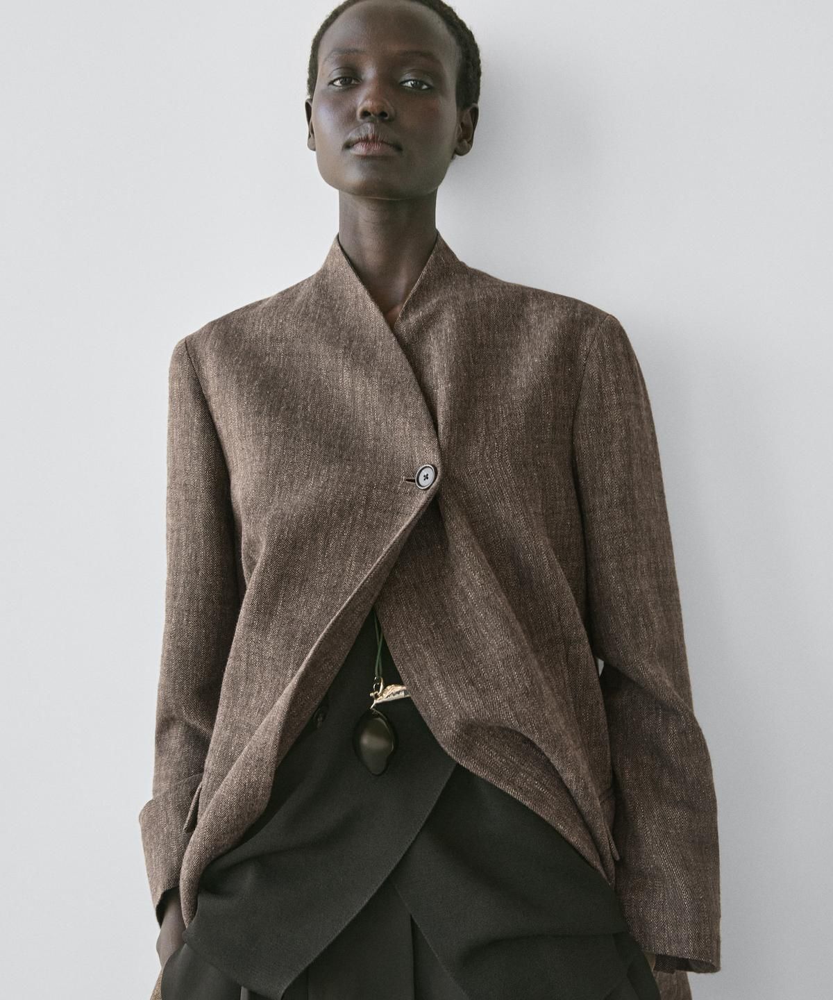 마시모두띠(MASSIMO DUTTI) 하이넥 울 마블 코트