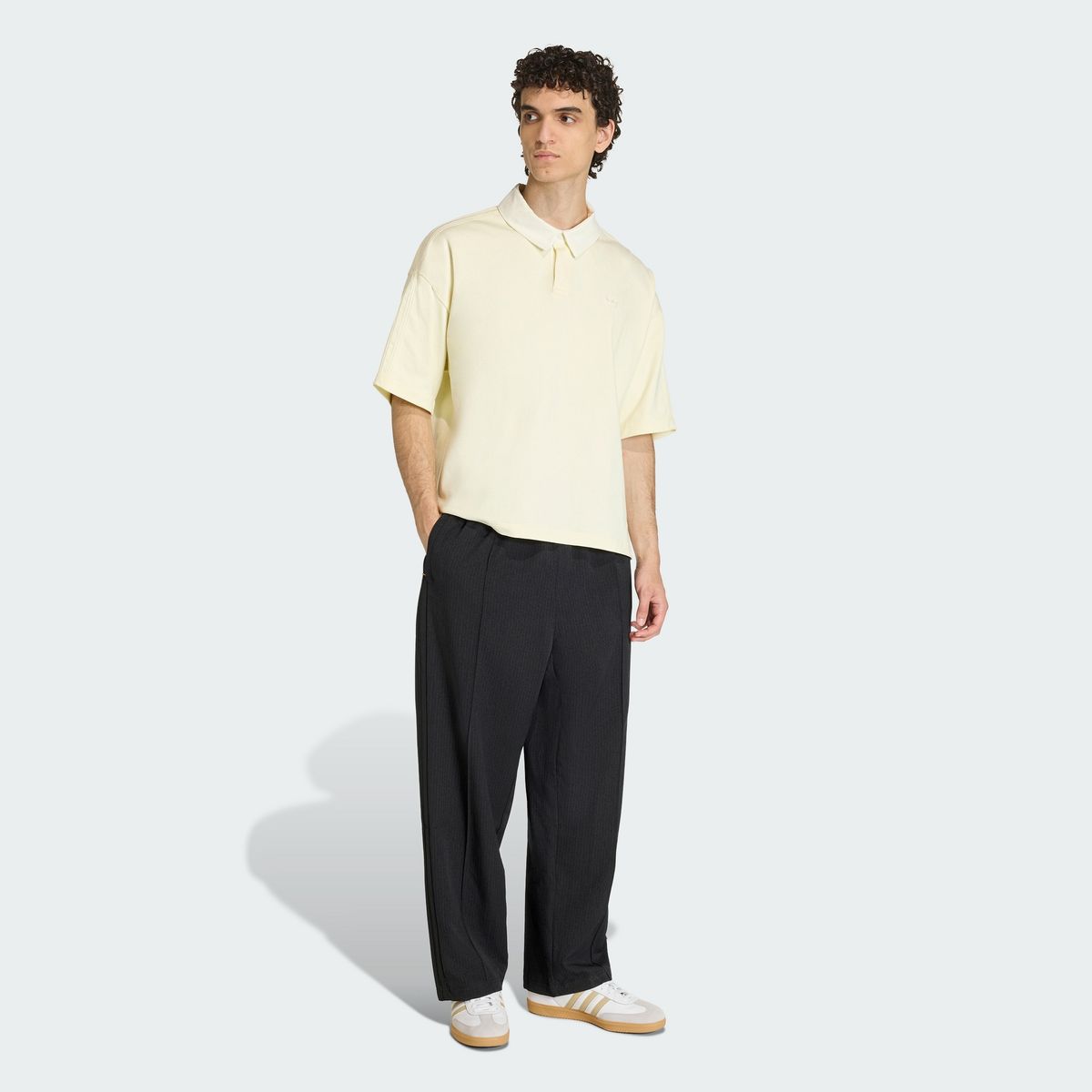 아디다스(ADIDAS) 파이어버드 루스 핀스트라이프 트랙 팬츠 KC9052
