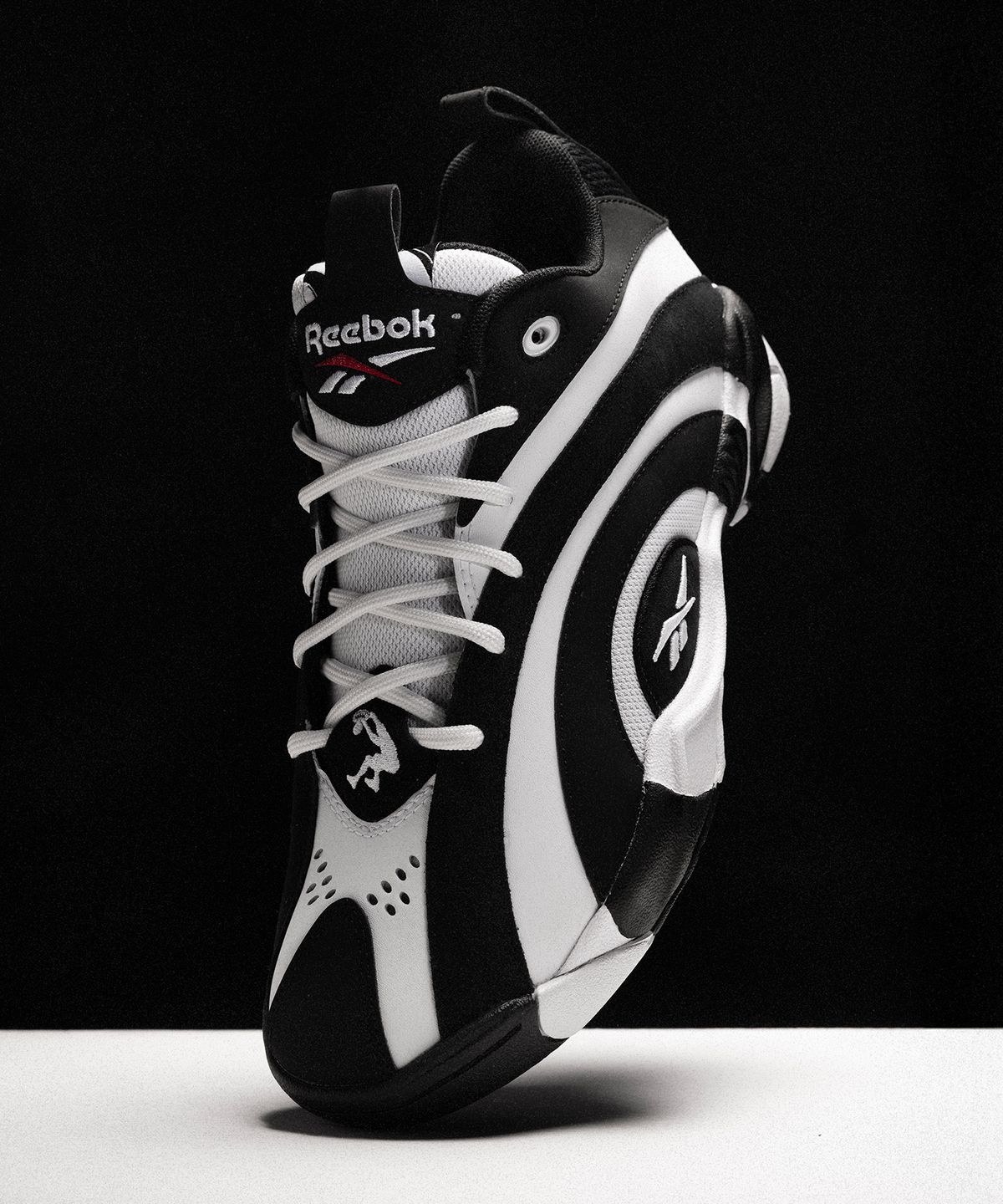 리복(REEBOK) 샤크노시스 로우 OG - 화이트:블랙 / 100244789