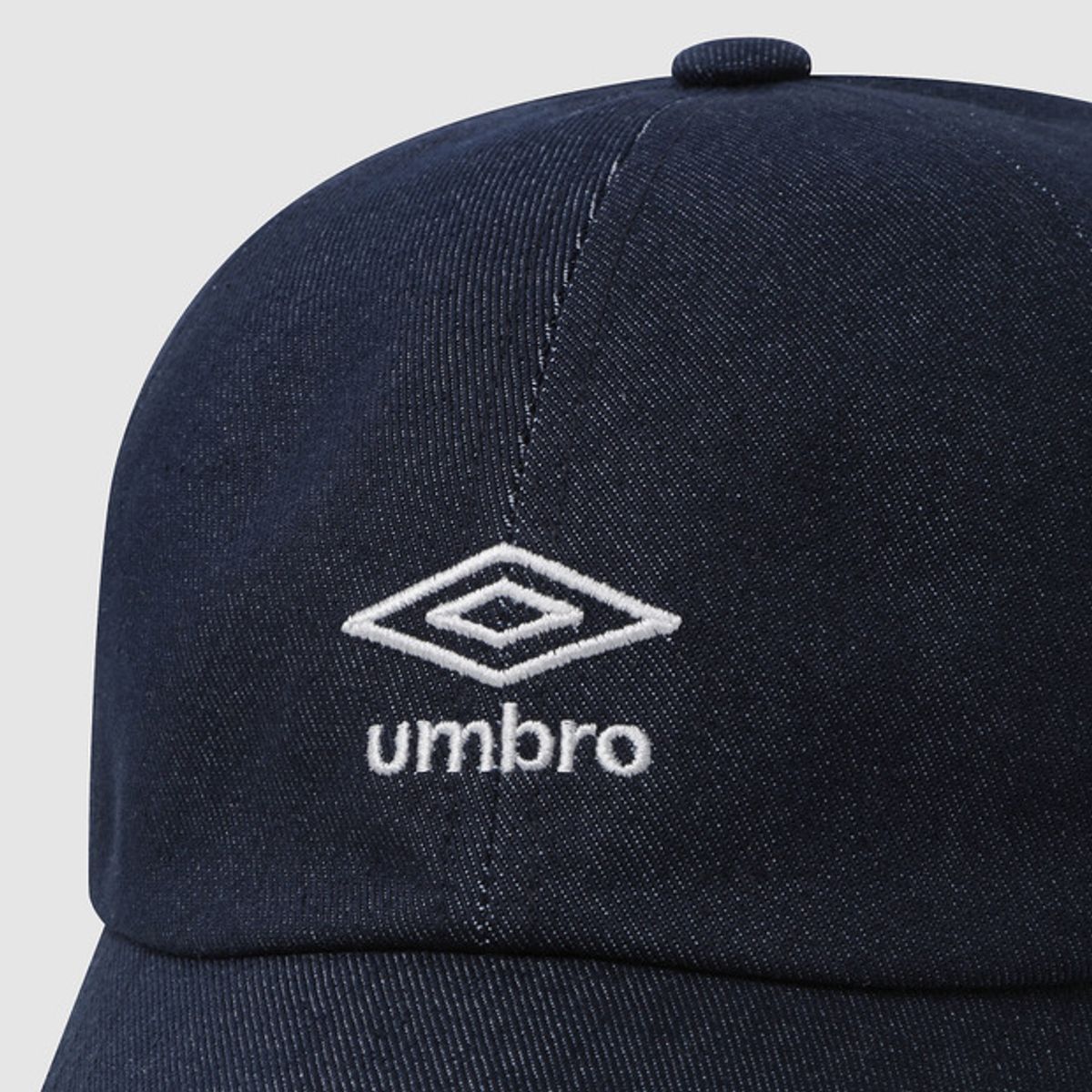 엄브로(UMBRO) 에센셜 데님 볼캡 데님 UR123CCP13