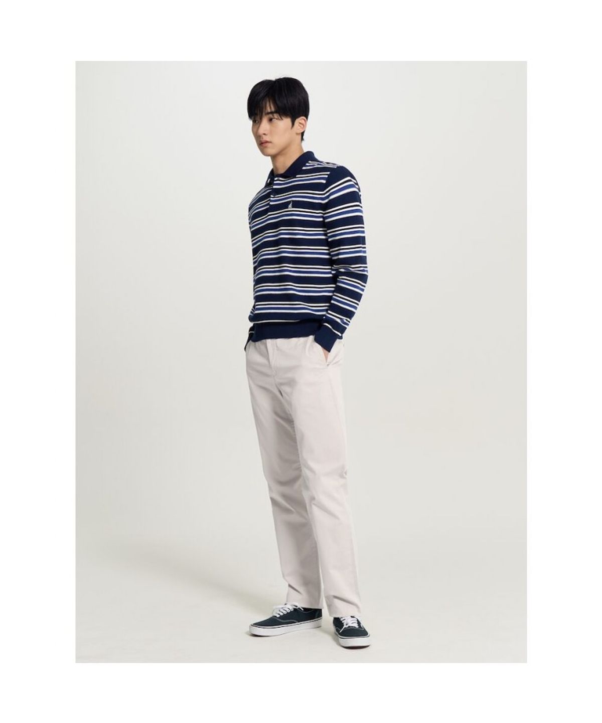 빈폴 멘(BEANPOLE MEN) 멀티 스트라이프 칼라넥 니트  네이비
