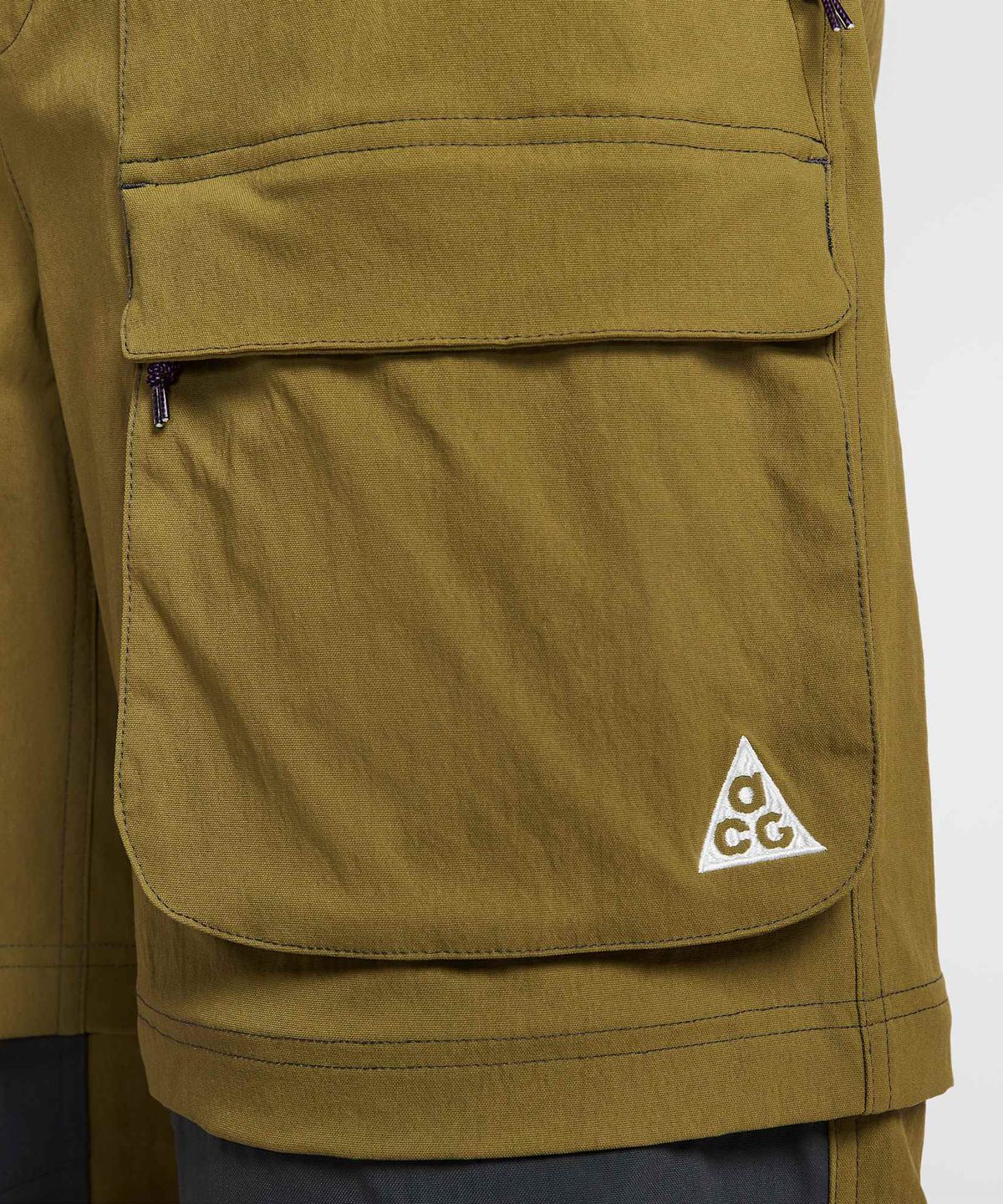 나이키(NIKE) ACG 스미스 서밋 지퍼 카고 팬츠 M - 올리브 플랙:앤트러사이트:서밋 화이트 / HV0592-368