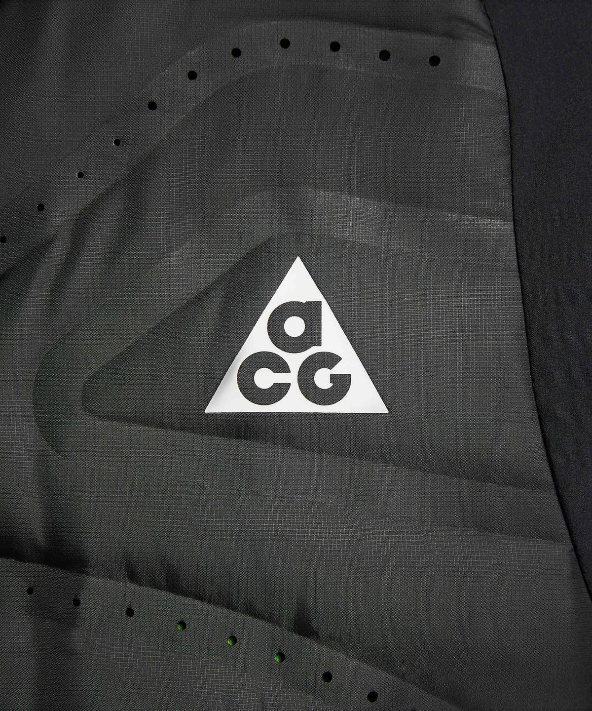나이키(NIKE) ACG 라바 로프트 써마 핏 재킷 M - 블랙:서밋 화이트/ IO9133-010