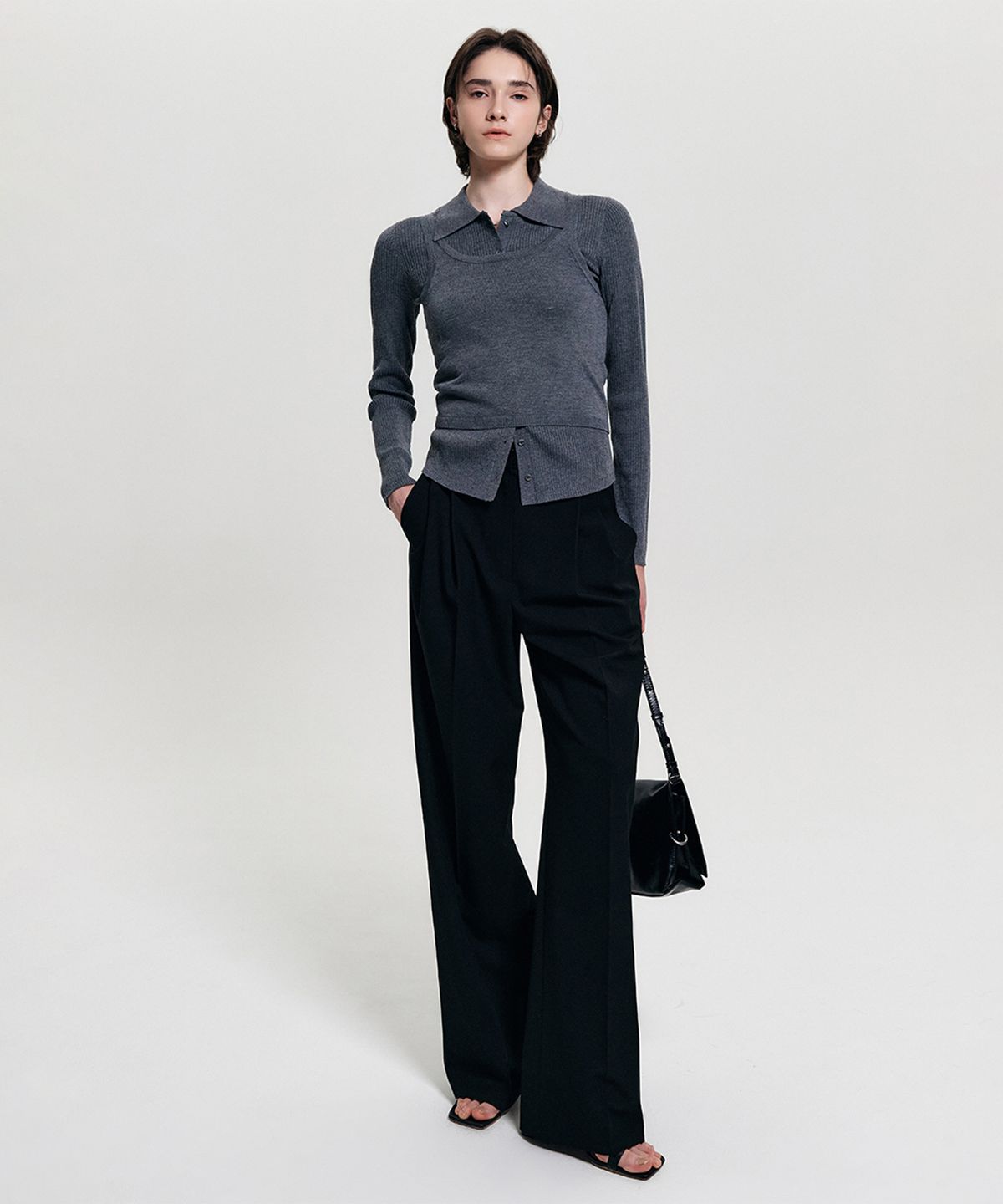 룩캐스트(LOOKAST) 그레타 밴딩 슬랙스 / GRETA BANDING SLACKS_2colors