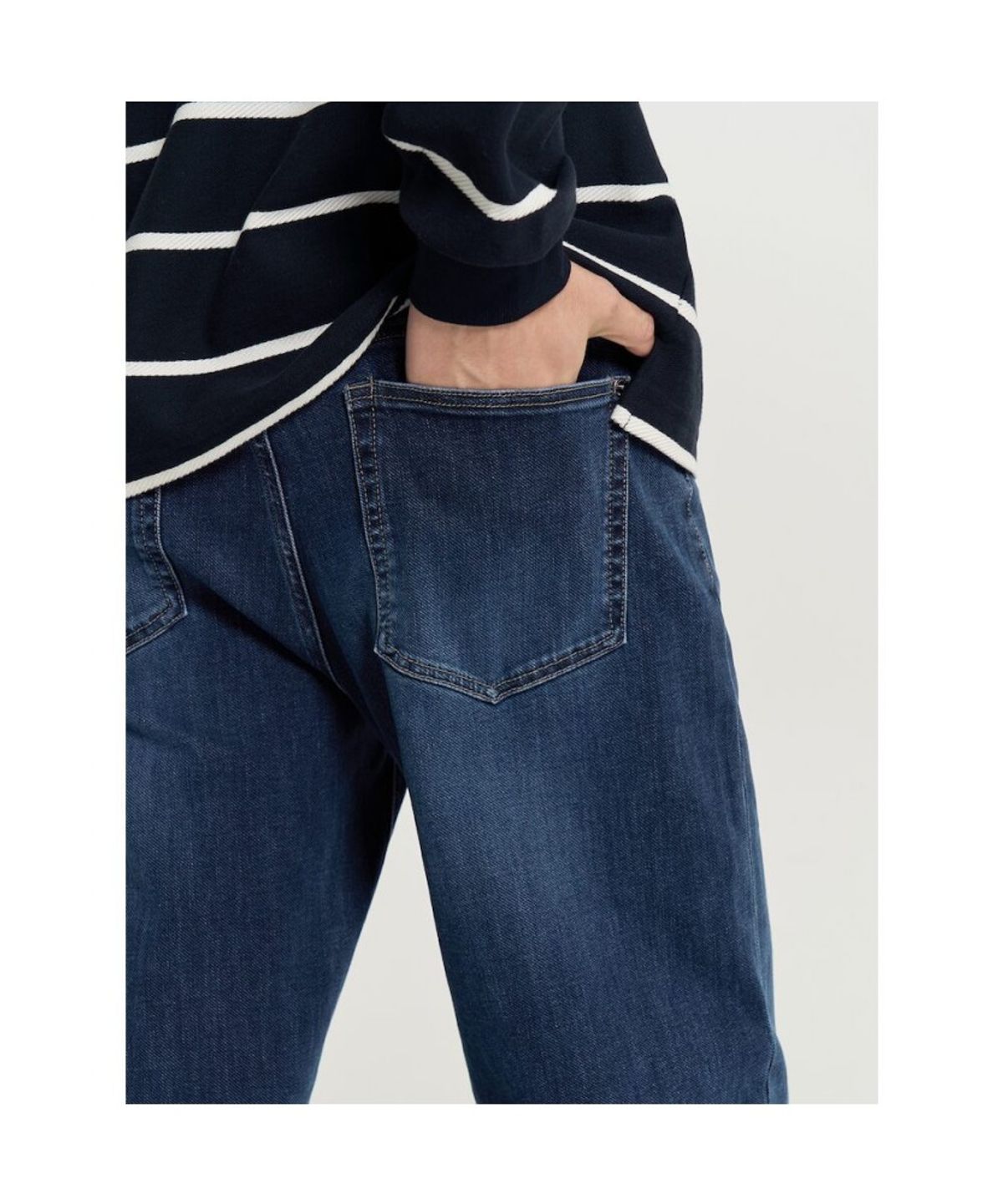 빈폴 멘(BEANPOLE MEN) 컴포트핏 저지 데님 팬츠  네이비