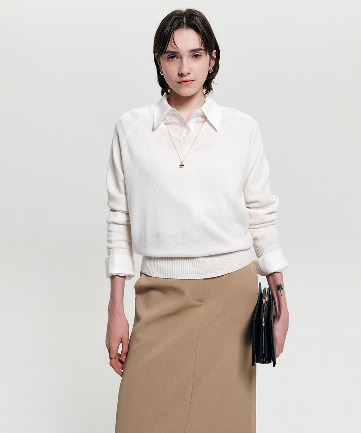 룩캐스트(LOOKAST) 라인 실크 블렌드 브이넥 니트 / RINE SILK BLEND V NECK KNIT_6colors