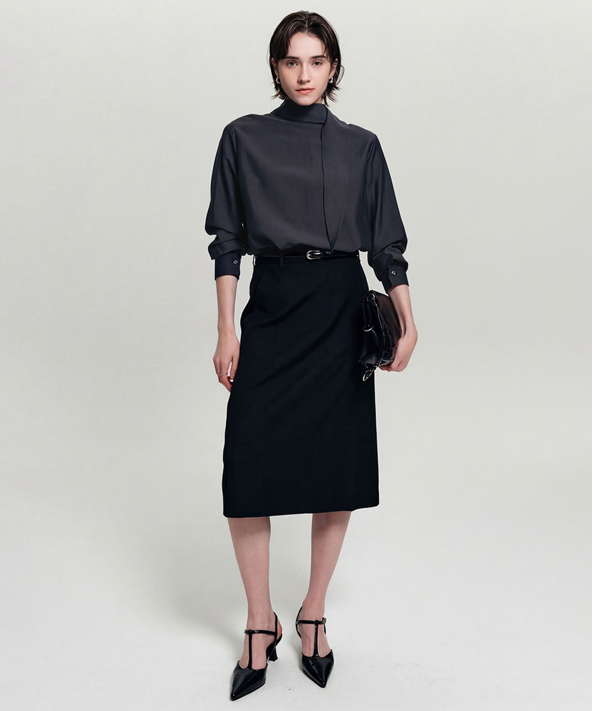 룩캐스트(LOOKAST) 제인 타이 블라우스_그레이 / JANE TIE BLOUSE_GREY