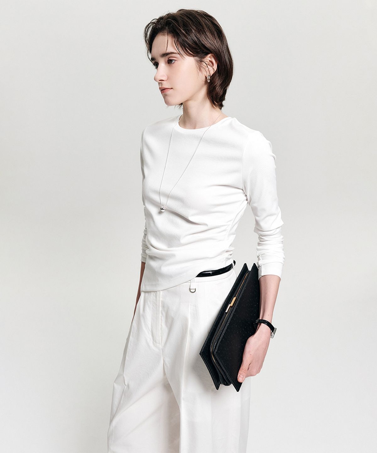 룩캐스트(LOOKAST) 제제 언발란스 롱 슬리브 티셔츠 / ZEZE UNBALANCE LONG SLEEVE T-SHIRT_4colors