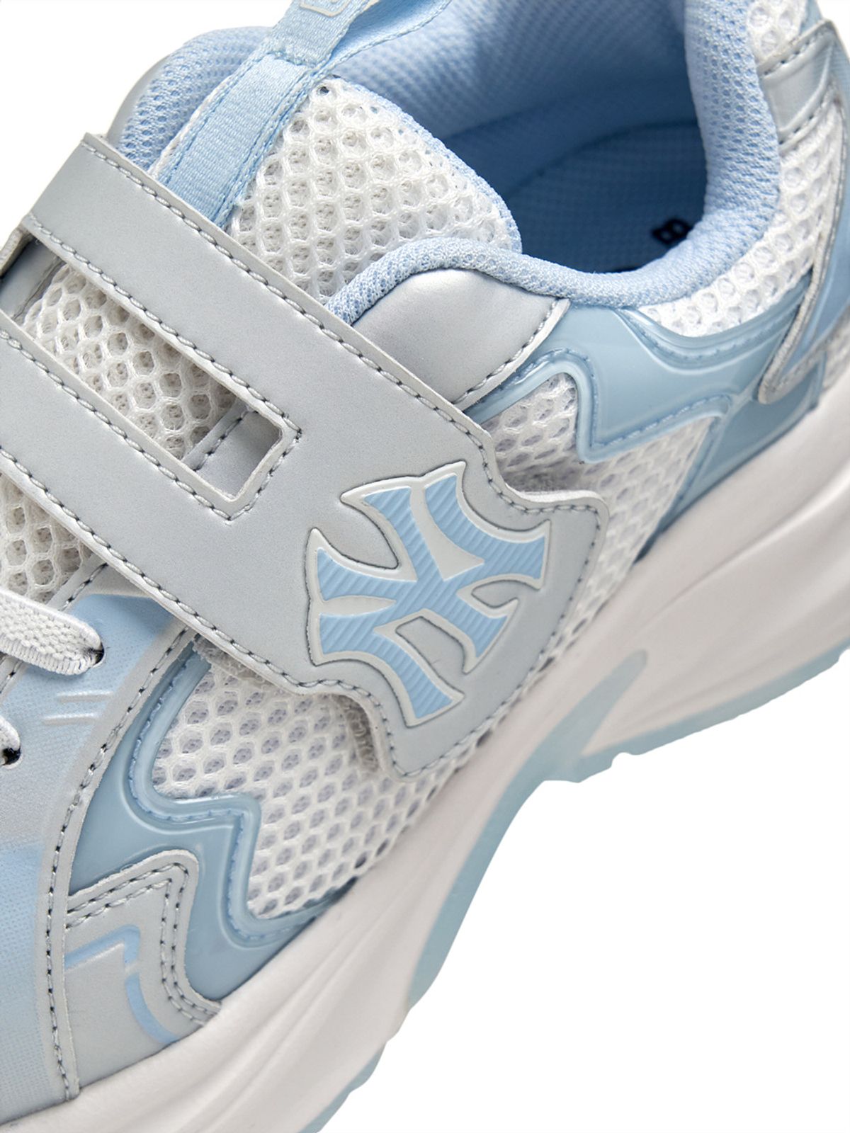 엠엘비 키즈(MLB KIDS) 커브 러너 NY (L.SKY BLUE)