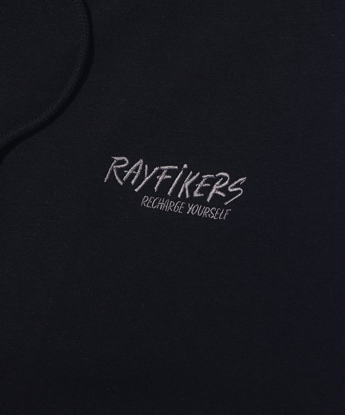 레이피커스(RAYFIKERS) 스몰 자수 스웨트 집업 MQ6TU142_BLACK