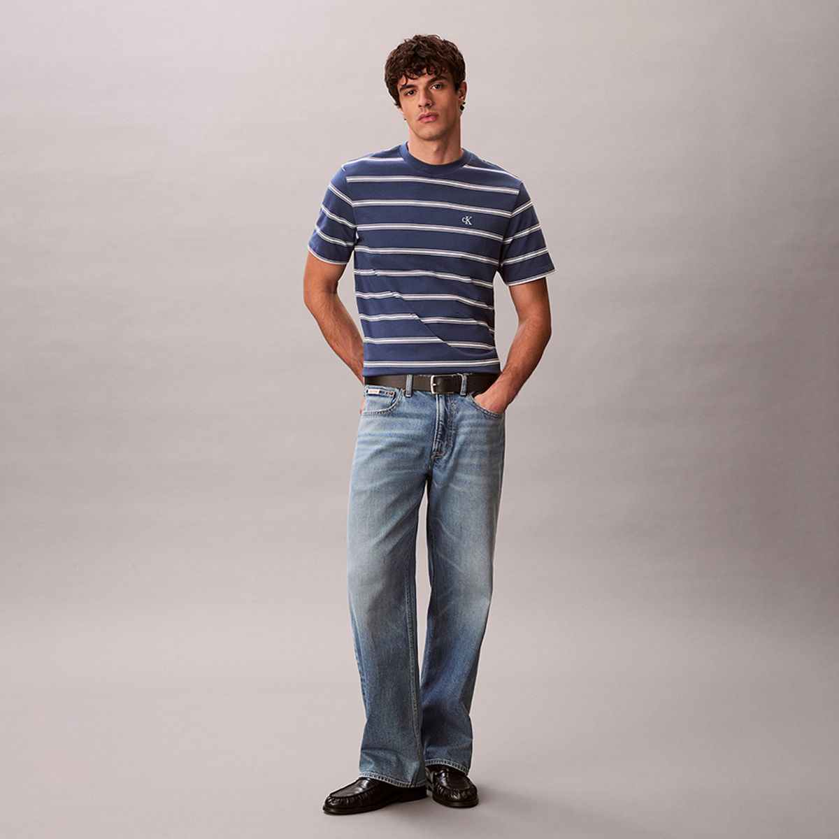 캘빈클라인 진(CALVIN KLEIN JEANS) 이지 스트라이프 크루넥 반팔 티셔츠 4RF210G CEC