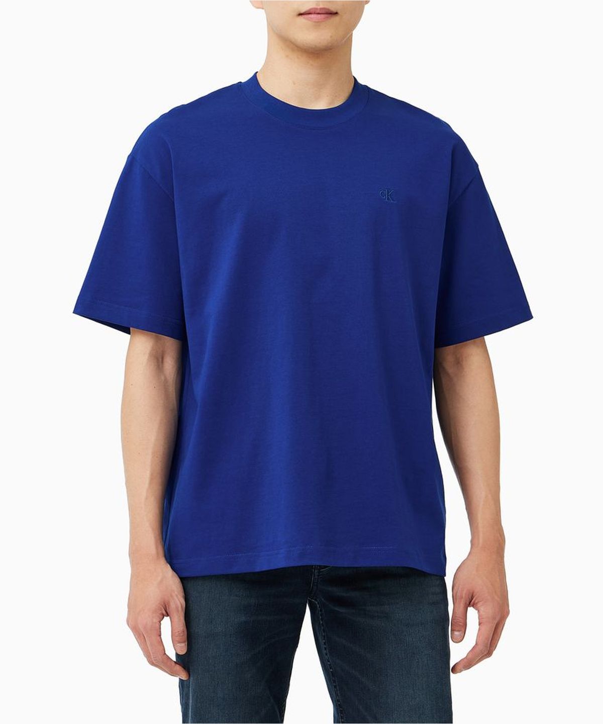캘빈클라인 진(CALVIN KLEIN JEANS) 오버핏 엠보스 모노로고 반팔 티셔츠 4RAB806 C7K