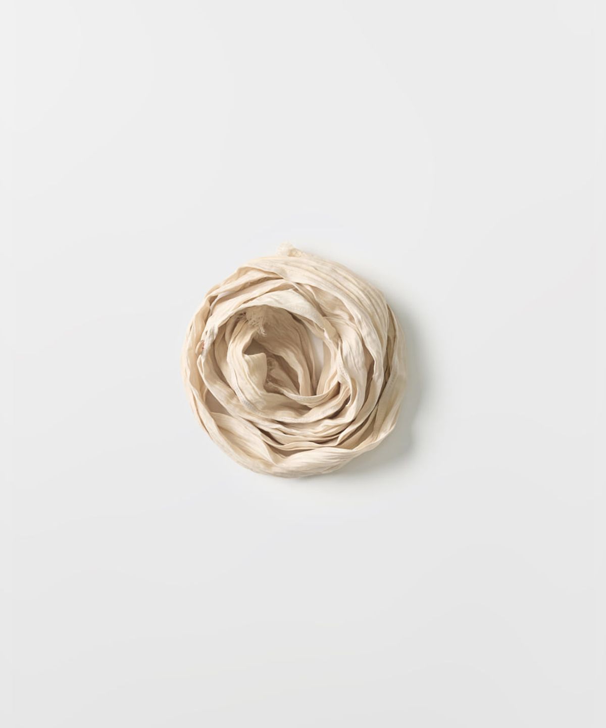 베르소(VERSO) Crinkle Fringed Scarf