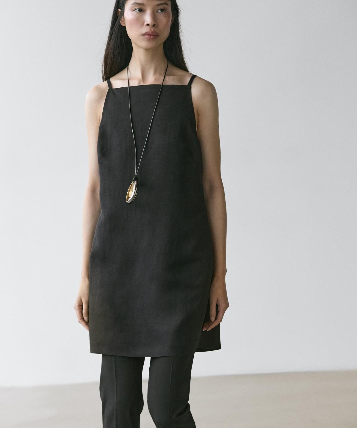 마시모두띠(MASSIMO DUTTI) 플루이드 미니 드레스